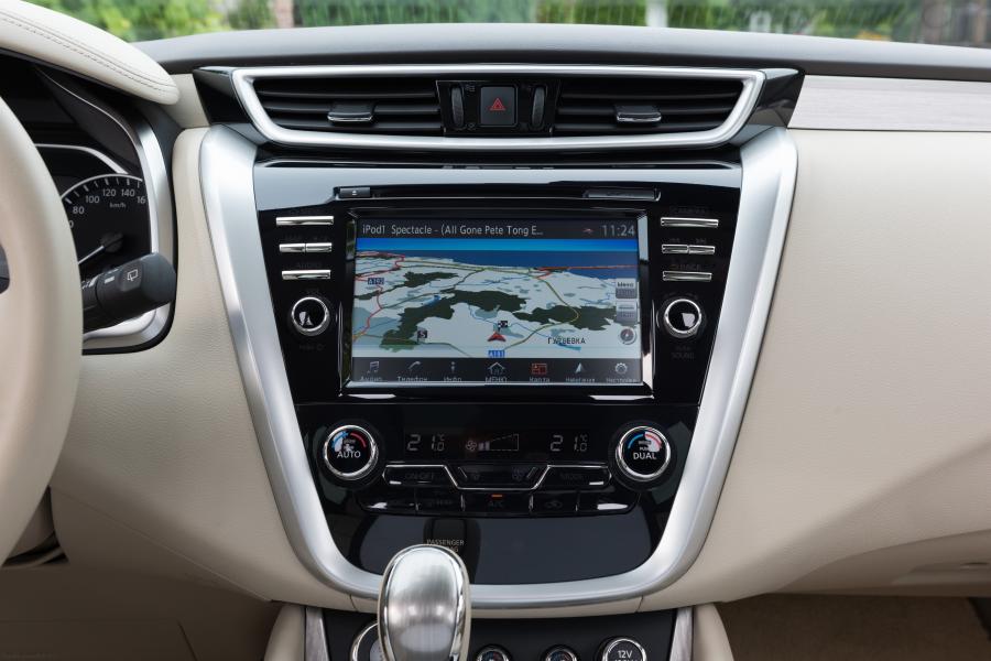 Детали интерьера Nissan Murano 2016 года  (CIS) (фото 70 из 90)